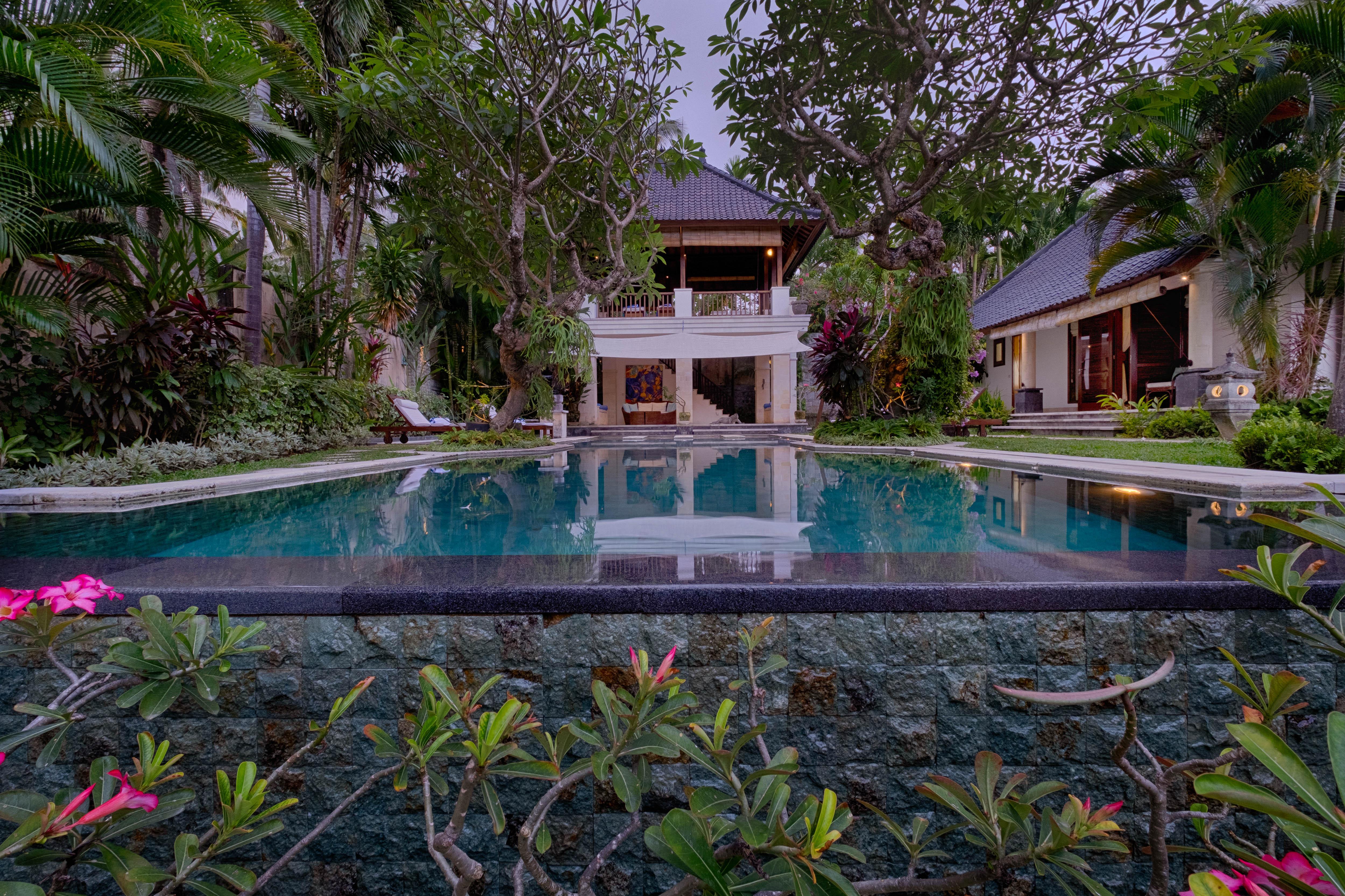 Kutus Kutus Saba Beach Villa Сукавати Экстерьер фото